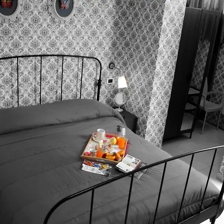 Nocleg ze śniadaniem Dolcevita Pompeja